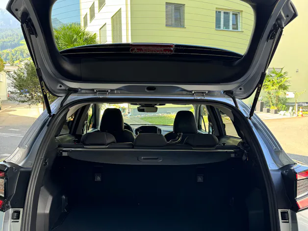 Subaru Crosstrek 2.0i e-Boxer Swiss Plus