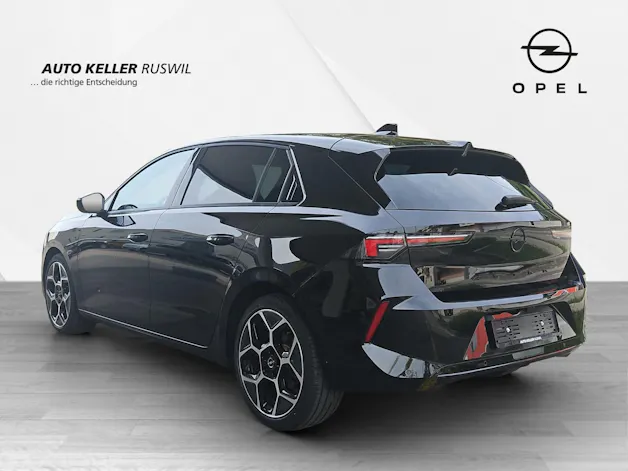 OPEL Astra 1.2 T 130 Swiss Plus