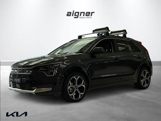 First vehicle image First vehicle image