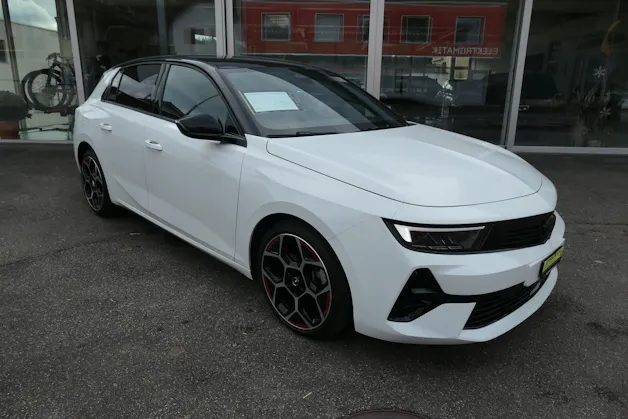 Opel Astra 1.6 T PHEV 180 Swiss Plus