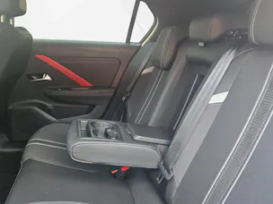 OPEL Astra 1.6 T PHEV 180 Swiss Plus
