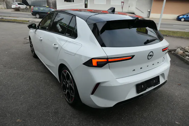 Opel Astra 1.6 T PHEV 180 Swiss Plus