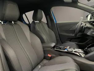 Peugeot 208 Essence 130ch EAT8 GT