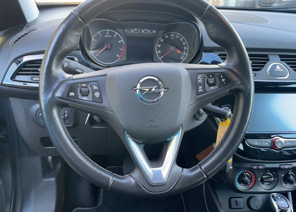 Vehicle image 6 Vehicle image 6