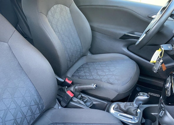 Vehicle image 5 Vehicle image 5