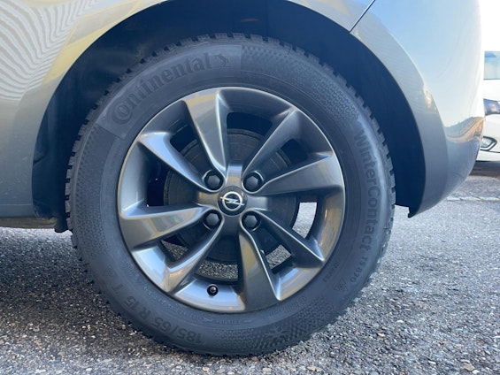 Vehicle image 14 Vehicle image 14