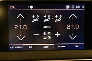 Vehicle image PEUGEOT 3008 1.6 THP GT Line