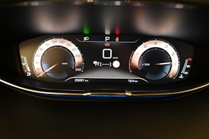 Vehicle image PEUGEOT 3008 1.6 THP GT Line