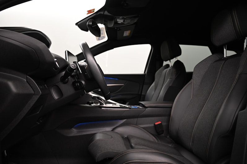 Vehicle image PEUGEOT 3008