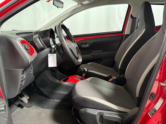 Vehicle image 2