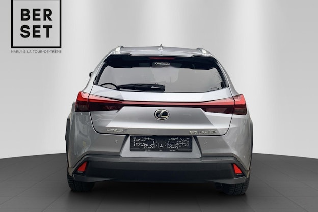 Vehicle image 3 Vehicle image 3