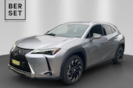 First vehicle image First vehicle image