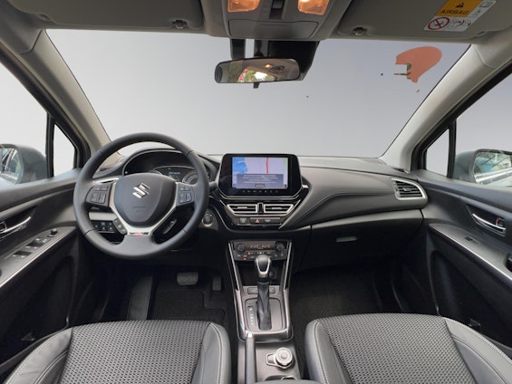 Vehicle image 11