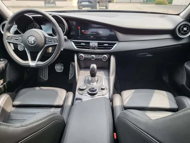 Alfa Romeo Giulia 2.0 Q4 Veloce