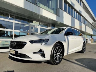 Vehicle image OPEL INSIGNIA 0