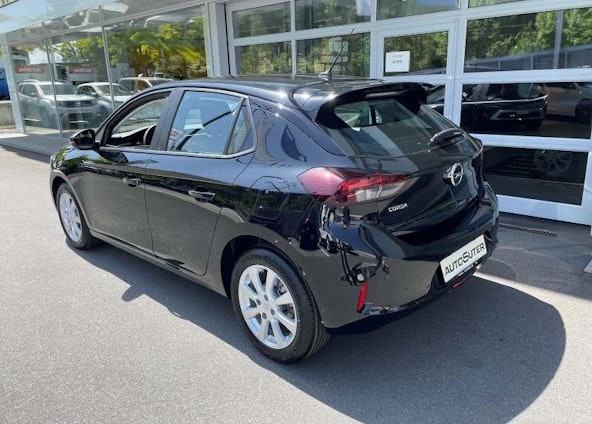 Vehicle image 3 Vehicle image 3