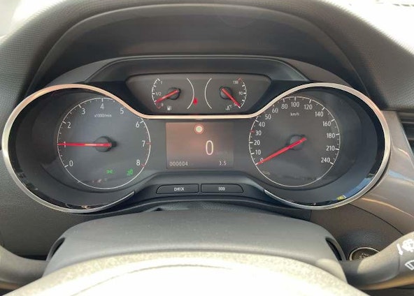 Vehicle image 8 Vehicle image 8