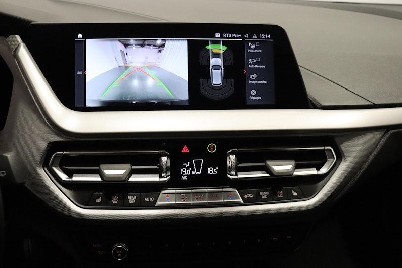 Vehicle image BMW 1 SERIES