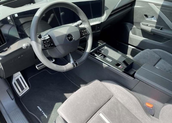 Vehicle image 5 Vehicle image 5