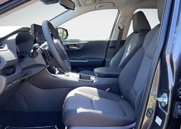 Vehicle image 8 Vehicle image 8