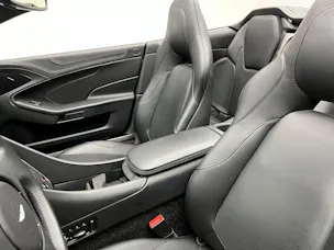 Aston Martin Vanquish Volante 6.0 V12