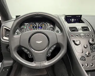 Aston Martin Vanquish Volante 6.0 V12