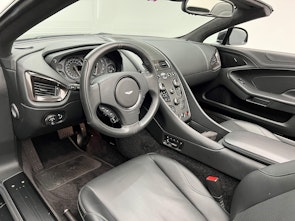 Vehicle image ASTON MARTIN Vanquish Volante 6.0 V12