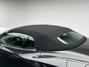 Aston Martin Vanquish Volante 6.0 V12