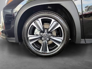 Vehicle image LEXUS UX 300h Comfort
