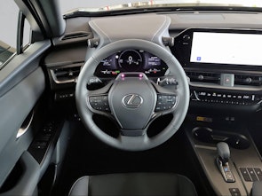 Vehicle image LEXUS UX 300h Comfort