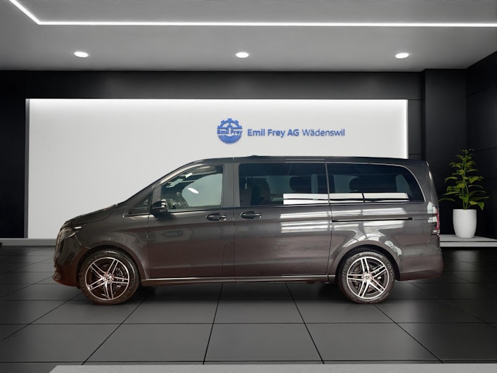 Vehicle image MERCEDES-BENZ V-CLASS