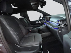Vehicle image MERCEDES-BENZ V 300 d lang AMG Line