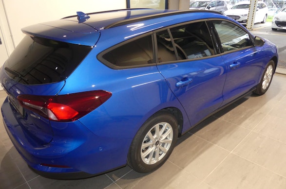 FORD Focus Station Wagon 1.0i EcoB Hybrid 125 Cool & Connect 3