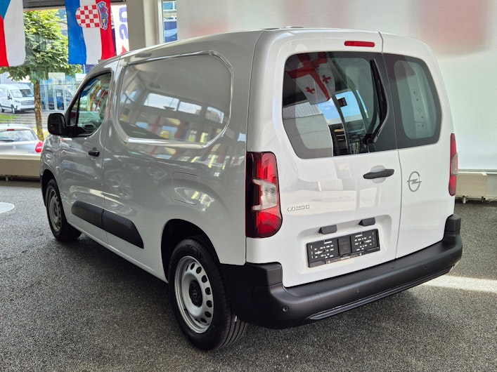 Vehicle image OPEL COMBO