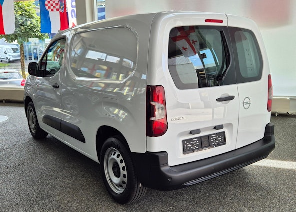 Vehicle image 2 Vehicle image 2