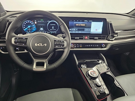 Vehicle image 8 Vehicle image 8