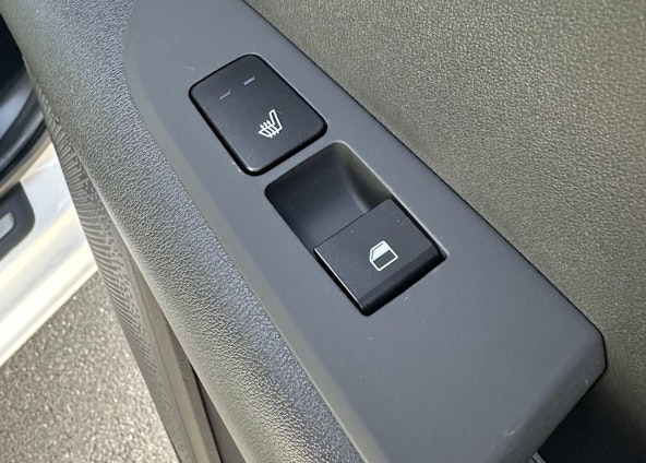 Vehicle image 13 Vehicle image 13