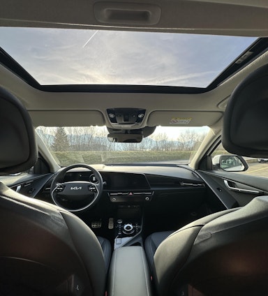 Vehicle image 9 Vehicle image 9