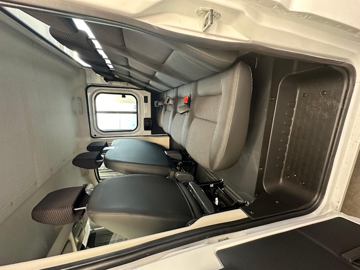 Vehicle image OPEL MOVANO