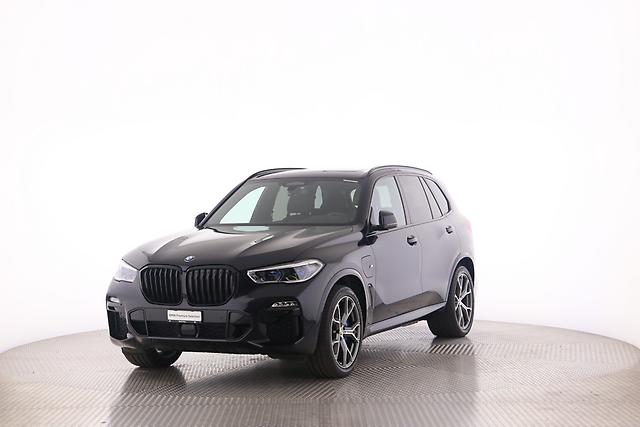 BMW X5 45e xDrive SAG: Jetzt Probefahrt buchen!