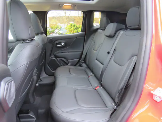 Jeep Renegade 1.3 S Sky 4xe