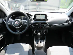 Fiat Tipo SW 1.5 Hybrid Cross