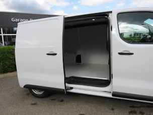 Fiat Scudo Elektro Kaw. L2 75 kWh Business Swiss Worker