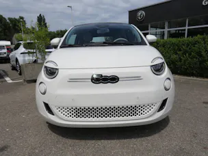 Fiat 500 Cabrio La Prima by Bocelli Top