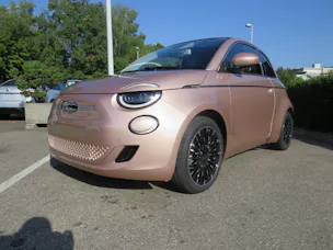 Fiat 500 Cabrio La Prima by Bocelli Top