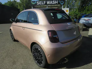 Fiat 500 Cabrio La Prima by Bocelli Top