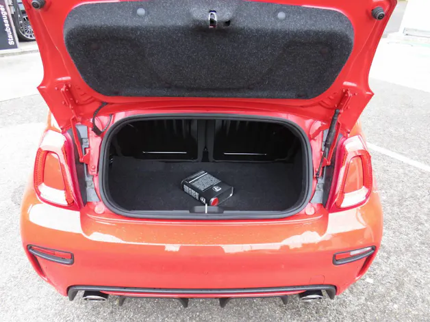 Fiat 595 C Abarth 1.4 T-Jet 165 Turismo