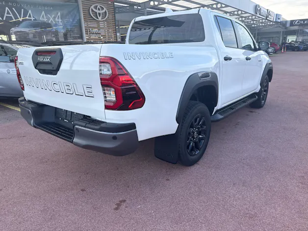 Toyota Hilux Double Cab.-Pick-up 2.8 D-4D 204 Invincible