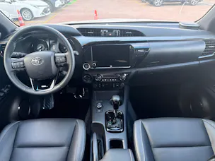 Toyota Hilux Double Cab.-Pick-up 2.8 D-4D 204 Invincible