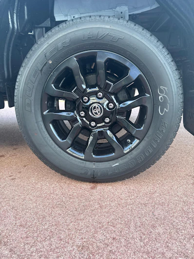 image du véhicule TOYOTA HI-LUX